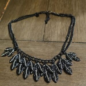 Chic Black Leaf Necklace